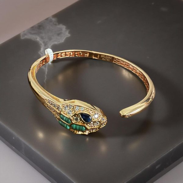 Pulsera dorado con verde - Imagen 4