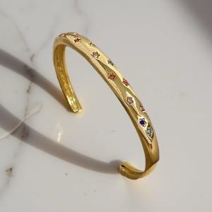 Brazalete de Estrella y piedra multicolor